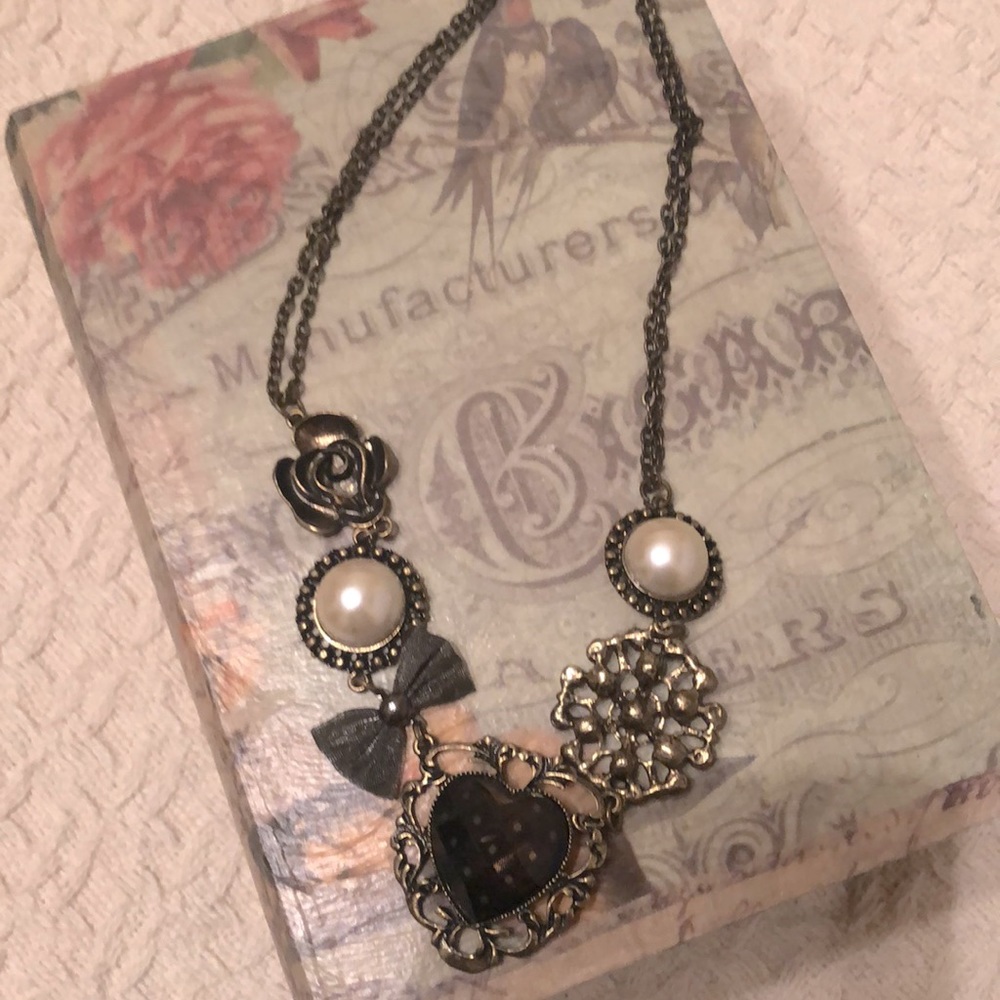 Short antique necklace